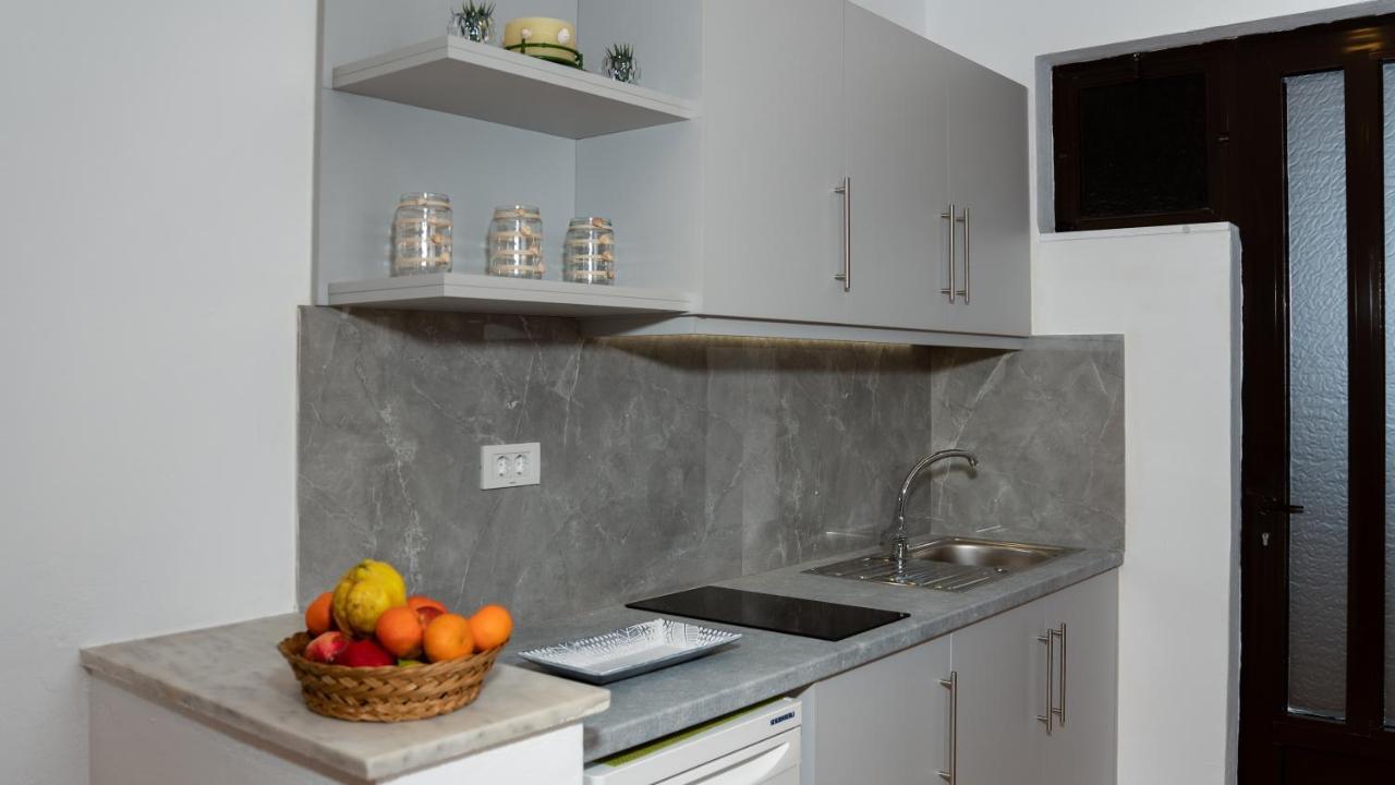 Metsovo Studios Laganas Bagian luar foto